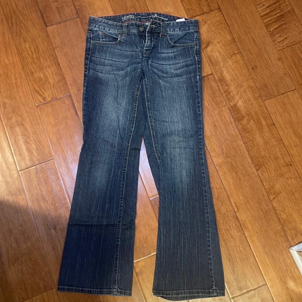 Tommy Hilfiger classic bootcut 6R Jeans